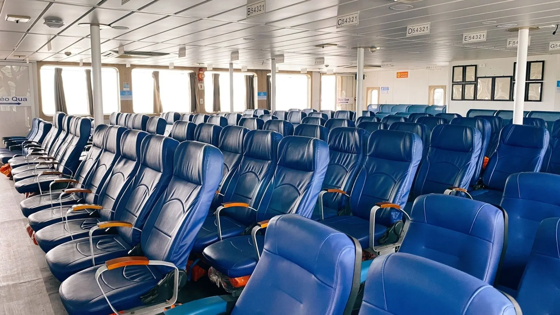 Phà Bình An Hà Tiên Phú Quốc kPhà Bình An Hà Tiên Phú Quốc khu vực ghế ngồi