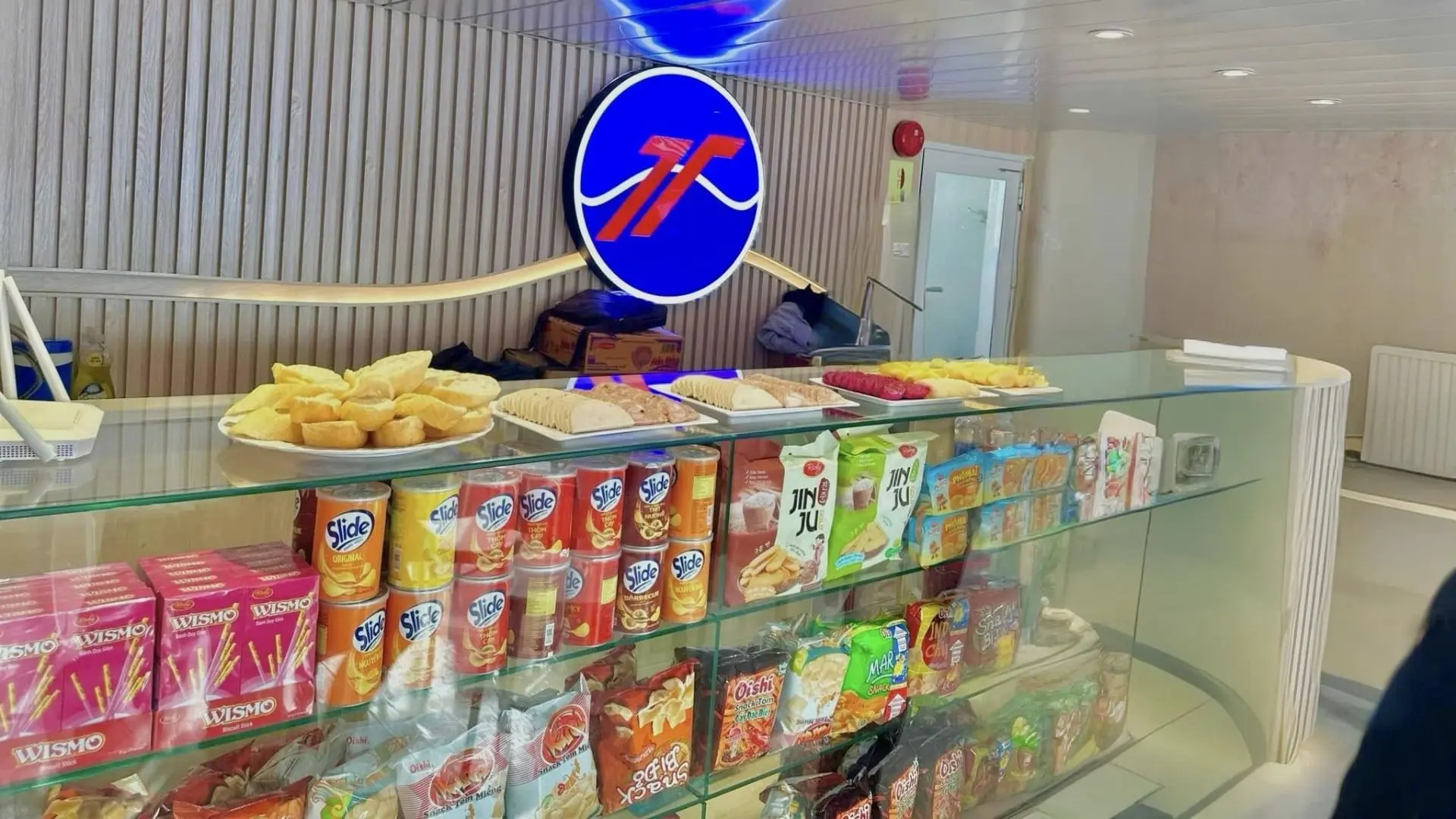 Phà Thạnh Thới Hà Tiên khu vực căn tin