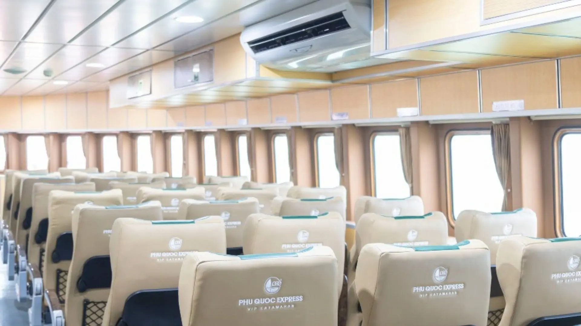 Phú Quốc Express nội thất máy lạnh