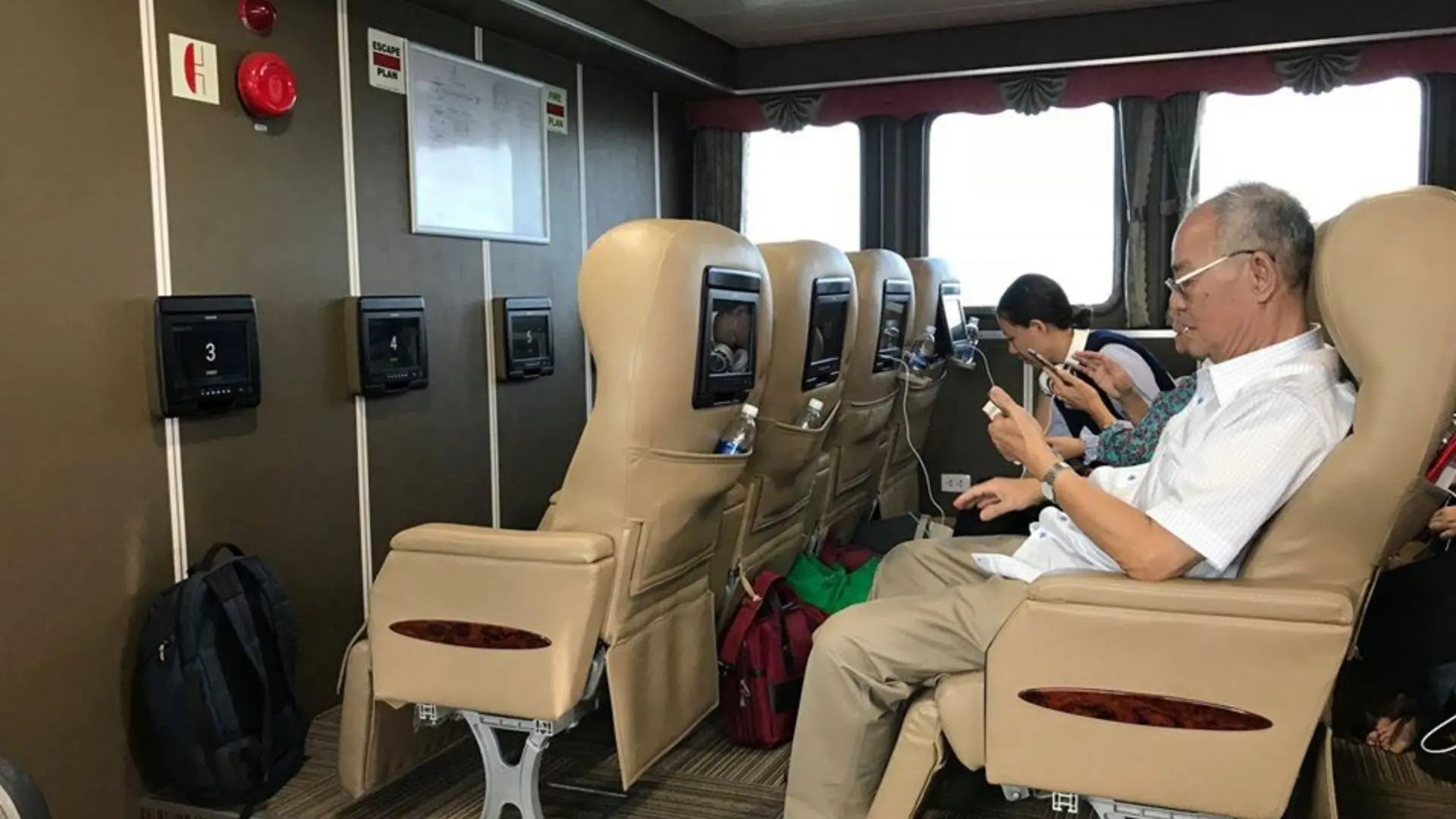 Phú Quốc Express nội thất tàu ghế VIP
